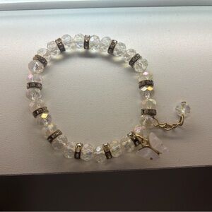 📦5/$25📦 
Elegant Gold and Crystal Beaded Butterfly Charm Bracelet